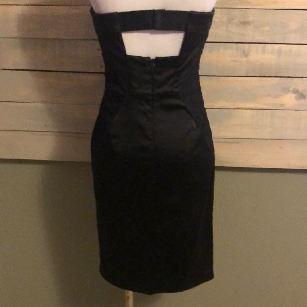 Bebe Dress - Picture 5 of 7